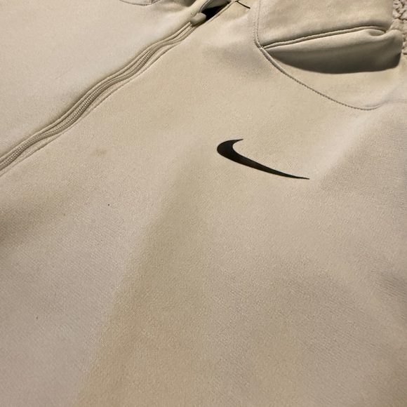 Nike Pullover - Picture 4 of 6